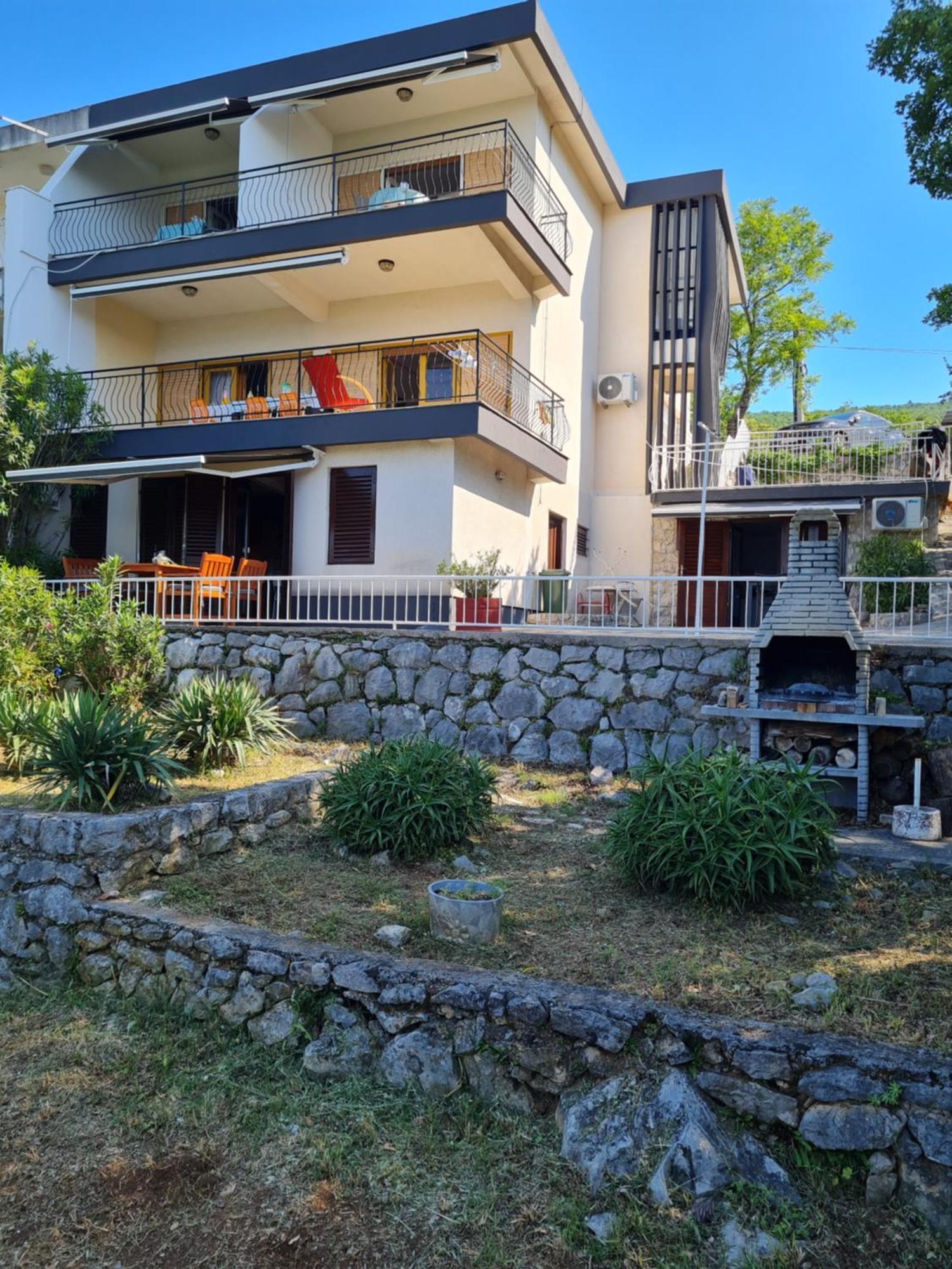 Apartmani E&G Драмаль Экстерьер фото